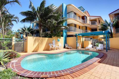 Surf Club Apartments