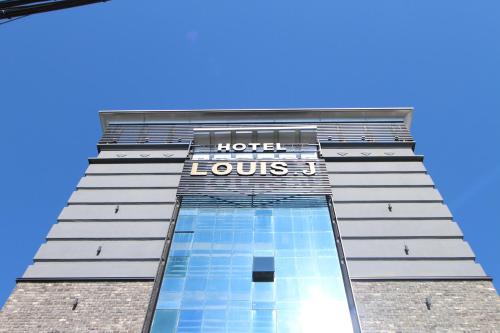 HOTEL LOUIS.J